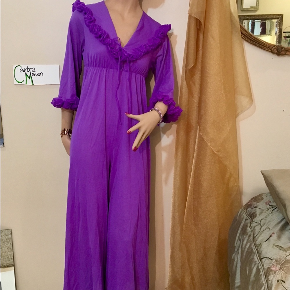 Purple hostess jumpsuit vintage & petite